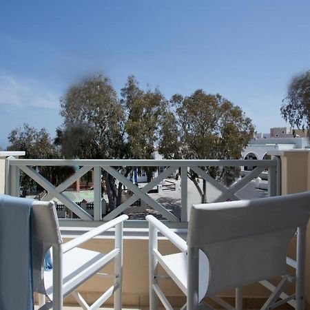 Santorini Med Homes - Sunday Apartment Мессария Экстерьер фото